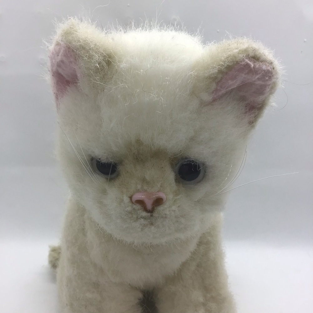 Vintage Russ Berrie? Yomiko Cat Feline Kitten Plush Stuffed Animal Cream Color